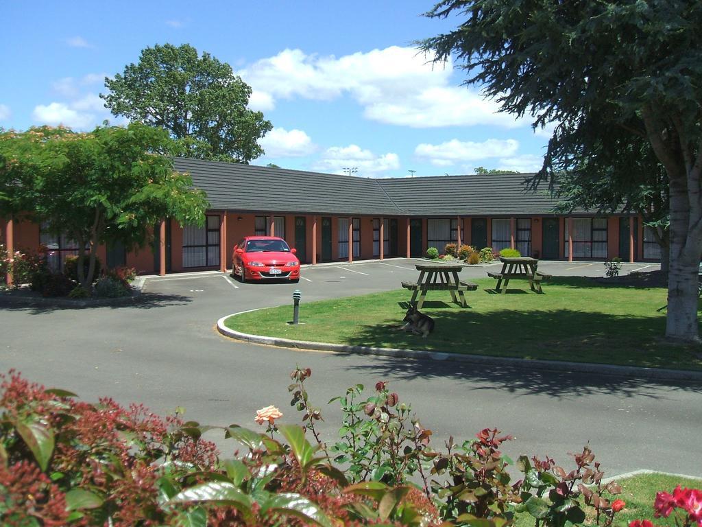 פלמרסטון נורת' Pavilion Motel & Conference Centre מראה חיצוני תמונה