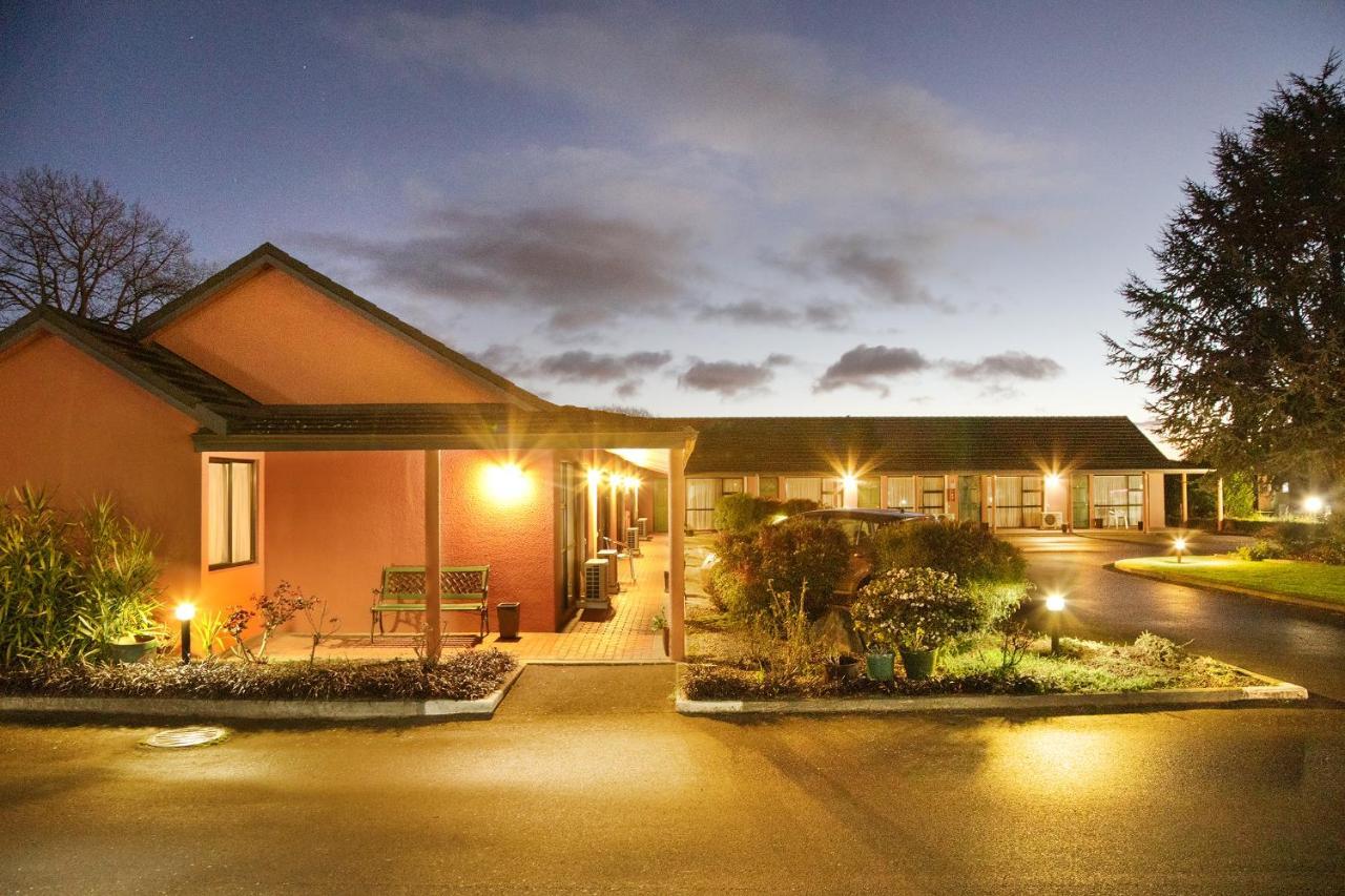 פלמרסטון נורת' Pavilion Motel & Conference Centre מראה חיצוני תמונה