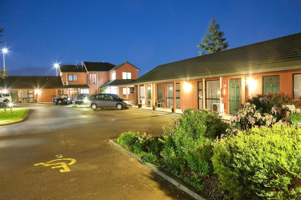 פלמרסטון נורת' Pavilion Motel & Conference Centre מראה חיצוני תמונה